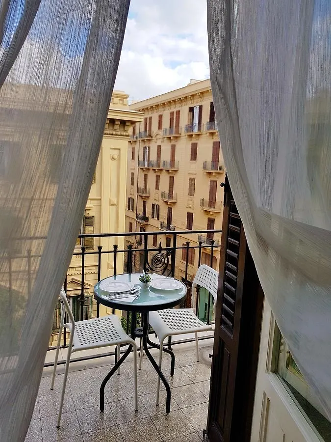 Palazzo Napolitano Bed & Breakfast Palermo